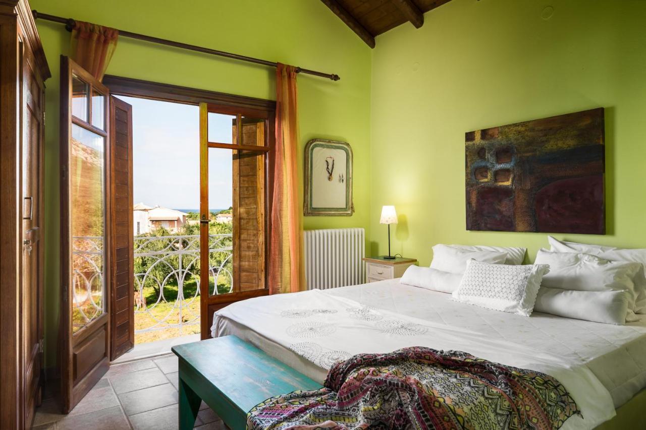 Beachfront Villa Meliti Ágios Matthaíos Exterior foto